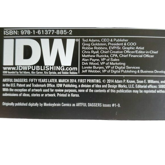 Artful Daggers Comic Book Fifty Years Later 1st Print TPB 2014 Signed Williams - Picture 3 of 4